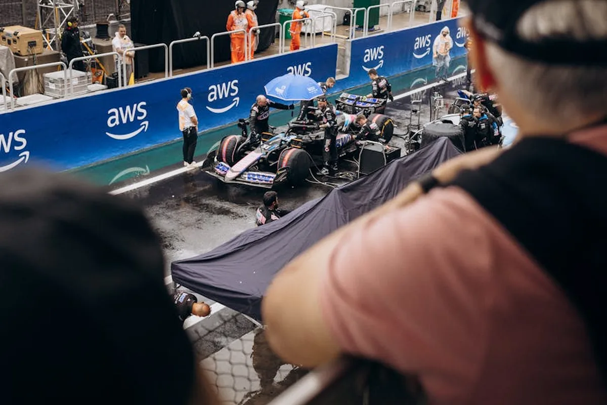 2015 Championship Mercedes Dominance 2