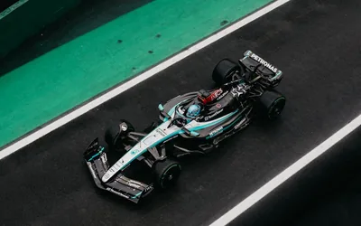 2015 Championship Mercedes Dominance 3